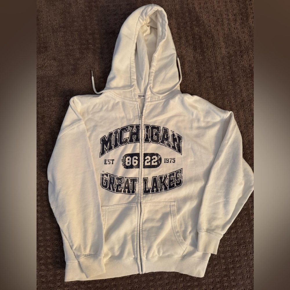 Garage White Zip Up Hoodie size small
